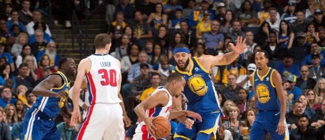 辽宁男篮王哲林关键得分带队胜（王哲林砍下关键分助辽宁男篮取胜）