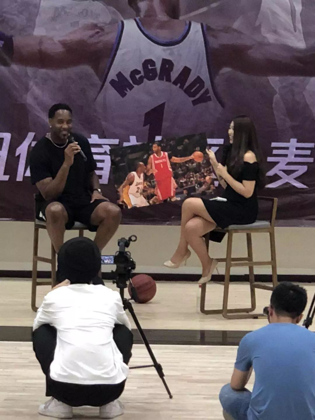 致敬，若塔兄弟前东家贡多马尔在球衣上印了他们的头像和名字（贡多马尔向若塔兄弟致敬：球衣印上两人头像与姓名）