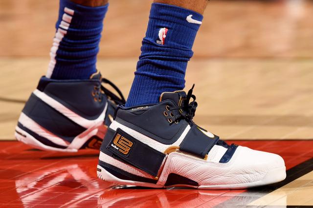 洛城重逢？孙兴慜已经与洛里共同出战287场，仅次于凯恩（洛城再会？孙兴慜与洛里已并肩287战，搭档次数仅逊凯恩）