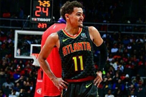 每体：巴萨圣诞节前赛程密集，弗里克已开始大幅轮换球员（每体：圣诞前巴萨赛程紧凑，弗里克已开启大幅轮换）