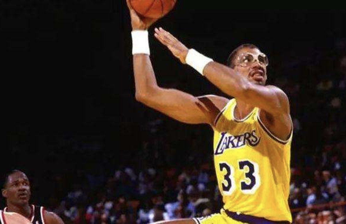 发生了什么？不敌纽卡后，瓜迪奥拉疑似和场边摄影师发生冲突（输给纽卡后，瓜迪奥拉疑与场边摄影师发生争执）