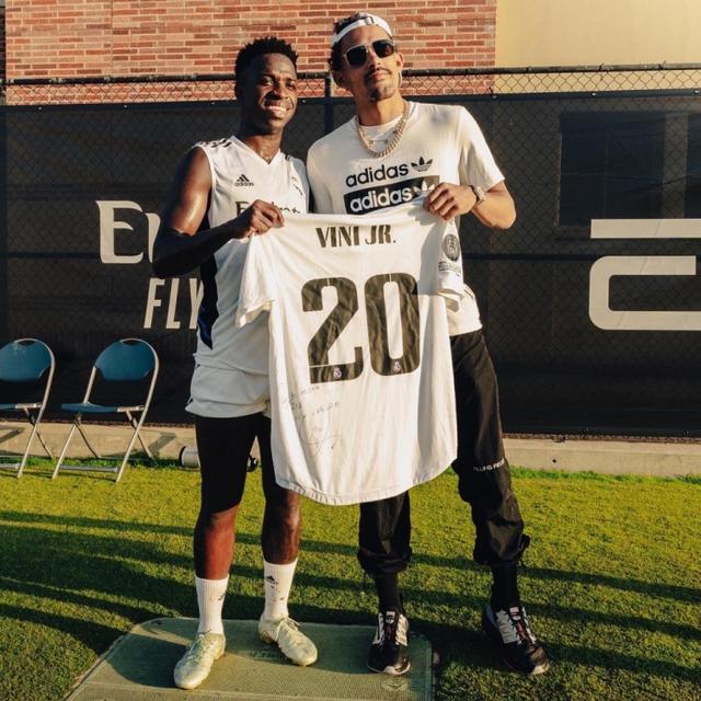 时代的眼泪：还记得阿森纳旧将阿尔芒-特拉奥雷吗？（红白往事：你还记得阿森纳旧将阿尔芒-特拉奥雷吗？）