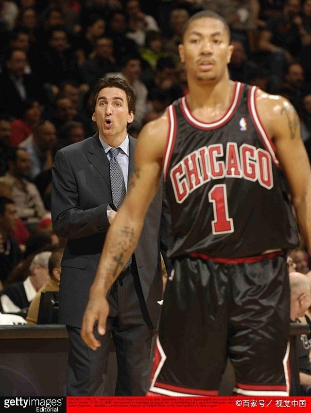 热火伤病报告：鲍威尔左脚踝扭伤将缺席今日对阵独行侠的比赛（热火官宣伤情：鲍威尔左踝扭伤，缺席今日战独行侠）